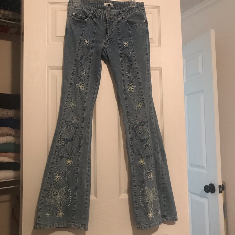 Super Cute Lucent Jeans